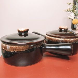 Vintage Kitchen - Vintage set of 2 black fondue bowls Vintage Kitchen - Vintage set of 2 black fondue bowls